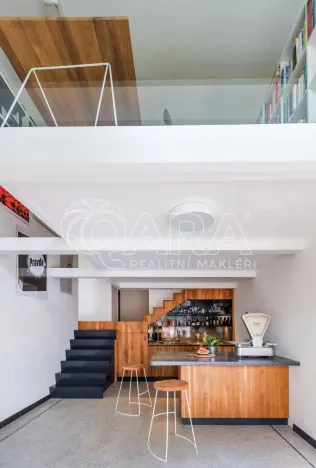 Pronájem bytu 2+kk, Praha - Bubeneč, Bubenečská, 60 m2