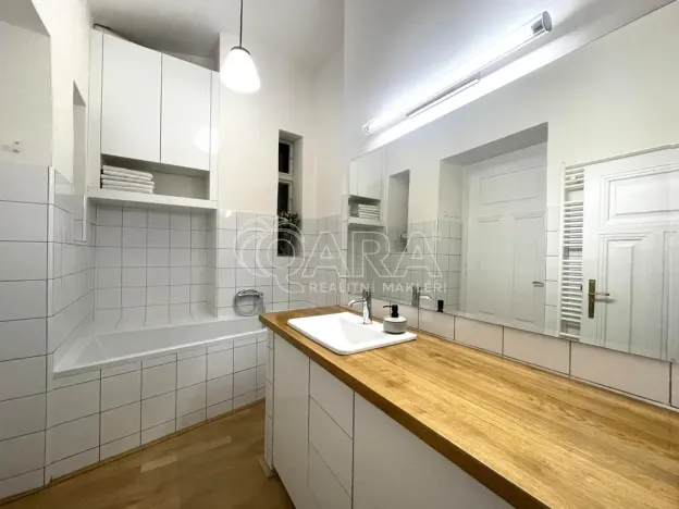 Pronájem bytu 2+kk, Praha - Bubeneč, Bubenečská, 60 m2