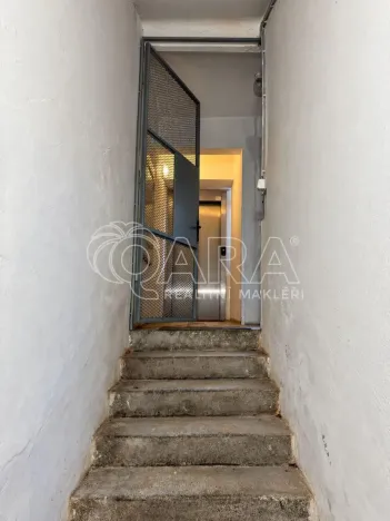 Pronájem bytu 2+kk, Praha - Bubeneč, Bubenečská, 60 m2