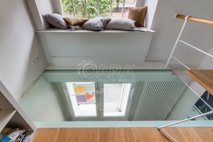 Pronájem kanceláře, Praha - Bubeneč, Bubenečská, 60 m2