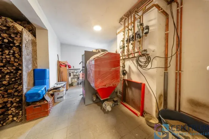 Prodej výrobních prostor, Veselá, 265 m2