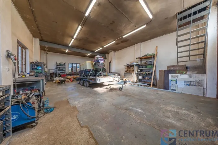 Prodej výrobních prostor, Veselá, 265 m2