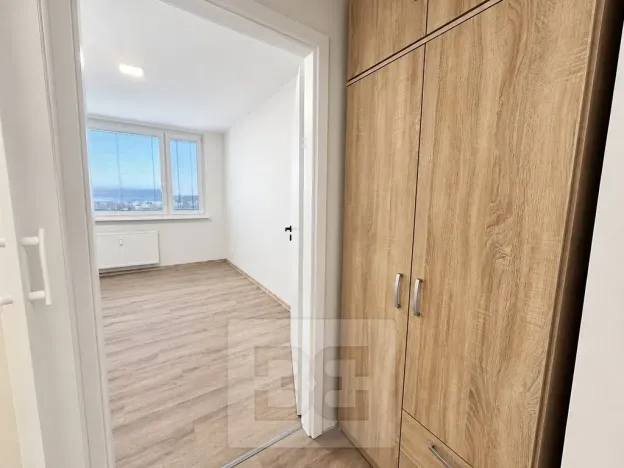 Pronájem bytu 3+1, Hodonín, nám. Osvobození, 75 m2