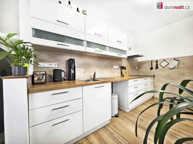 Pronájem bytu 2+1, Lovosice, Kostelní, 54 m2