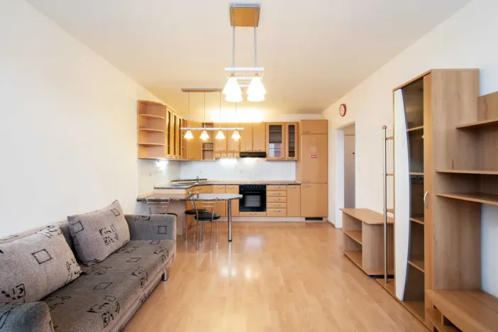 Pronájem bytu 2+kk, Praha - Troja, Olštýnská, 37 m2