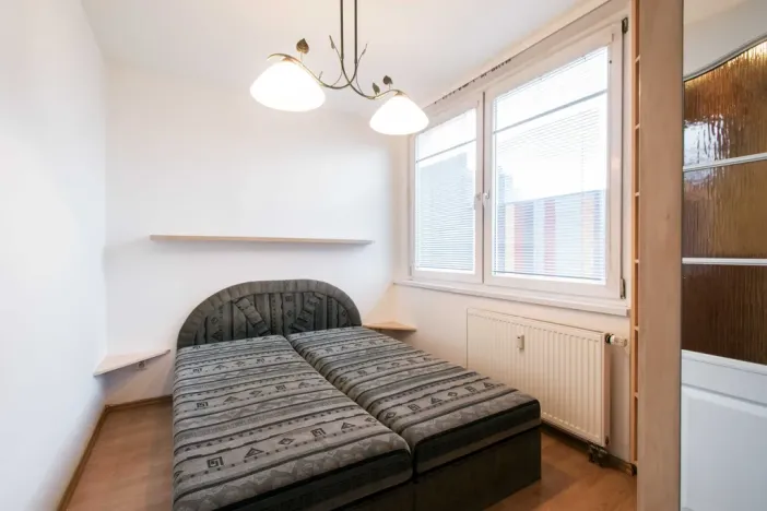 Pronájem bytu 2+kk, Praha - Troja, Olštýnská, 37 m2