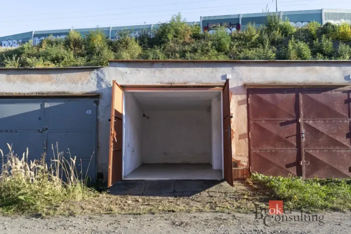 Pronájem garáže, Plzeň - Východní Předměstí, Jateční, 19 m2