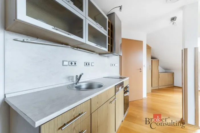 Prodej bytu 3+kk, Praha - Suchdol, Suchdolské náměstí, 101 m2