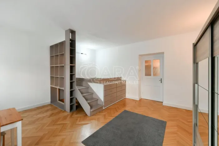 Pronájem bytu 2+kk, Praha - Nusle, Táborská, 56 m2