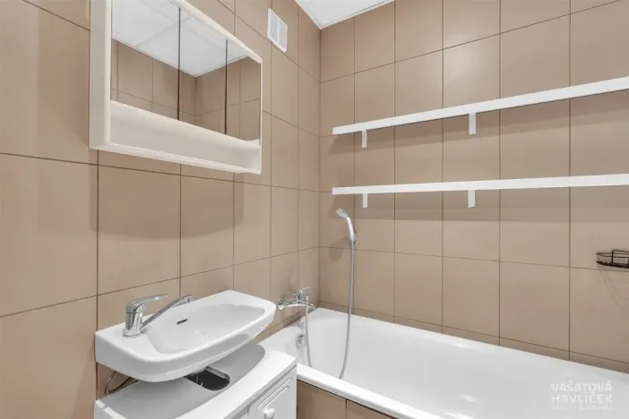 Prodej bytu 3+1, Hradec Králové - Moravské Předměstí, Formánkova, 80 m2