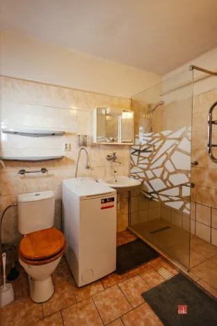 Prodej rodinného domu, Běrunice, Hlavní, 220 m2