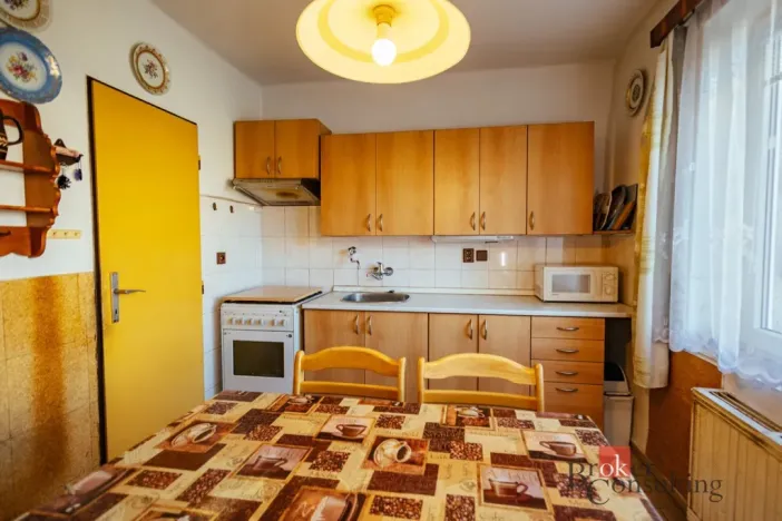 Prodej rodinného domu, Běrunice, Hlavní, 220 m2