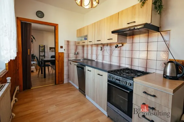 Prodej rodinného domu, Běrunice, Hlavní, 220 m2