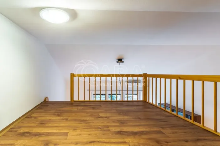 Pronájem bytu 1+kk, Dolní Břežany, Ke Kapličce, 30 m2