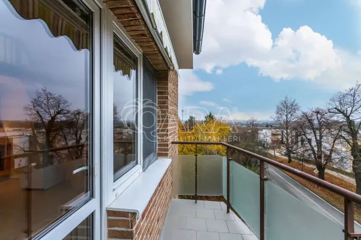 Pronájem bytu 1+kk, Dolní Břežany, Ke Kapličce, 30 m2