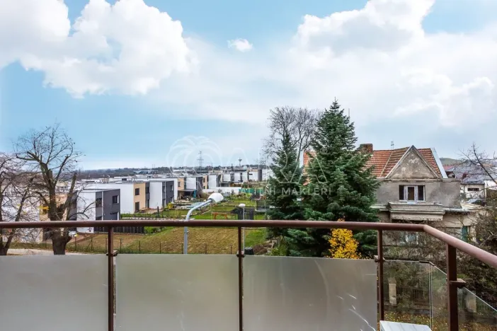 Pronájem bytu 1+kk, Dolní Břežany, Ke Kapličce, 30 m2