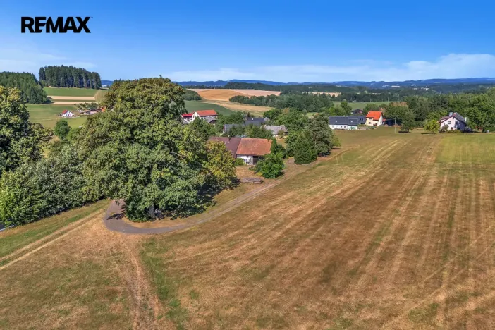 Prodej komerčního pozemku, Nekoř, 1779 m2