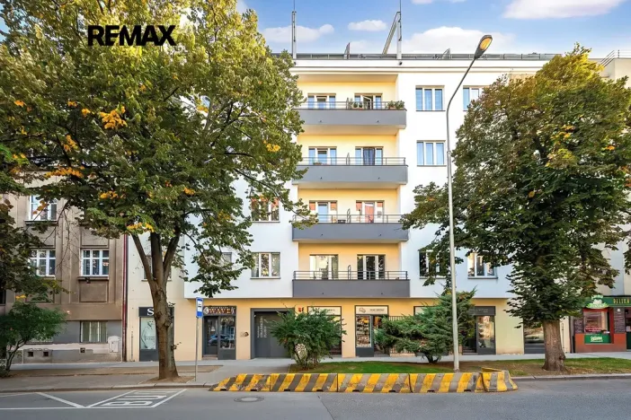 Prodej bytu 2+kk, Praha - Vršovice, 28. pluku, 51 m2
