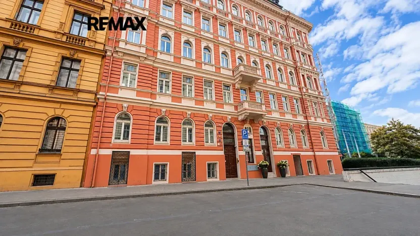 Pronájem restaurace, Praha - Nové Město, Koubkova, 159 m2