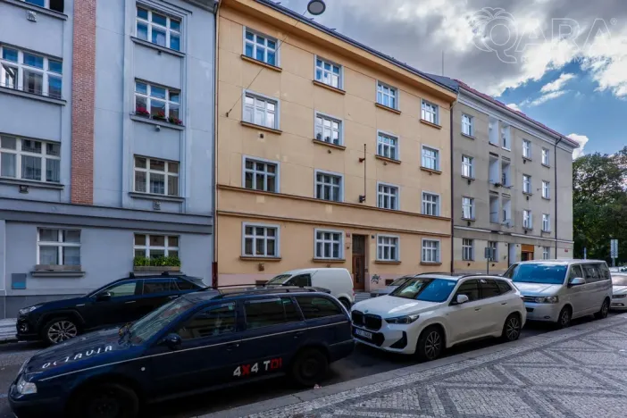 Prodej bytu 3+1, Praha - Bubeneč, N. A. Někrasova, 84 m2