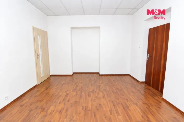 Pronájem obchodního prostoru, Praha - Prosek, Prosecká, 56 m2