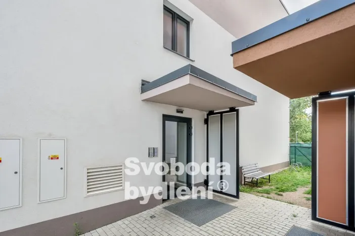 Prodej bytu 2+kk, Kralupy nad Vltavou - Lobeček, J. Wolkera, 58 m2