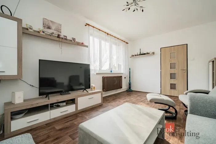 Prodej bytu 4+1, Nová Ves, 73 m2