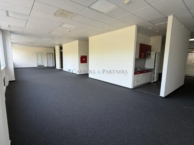 Pronájem skladu, Ostrava - Kunčičky, Lihovarská, 5700 m2