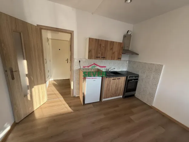 Prodej bytu 1+kk, Teplice - Řetenice, Bratislavská, 21 m2