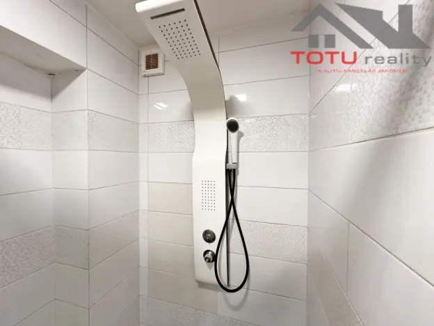 Pronájem bytu 3+1, Trutnov, Voletinská, 86 m2