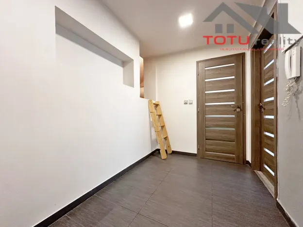 Pronájem bytu 3+1, Trutnov, Voletinská, 88 m2