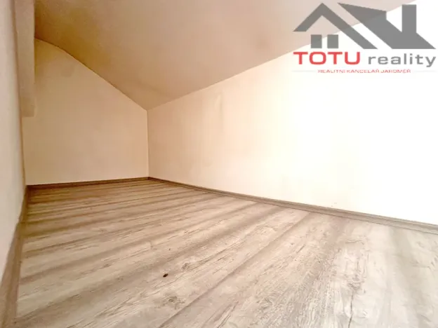 Pronájem bytu 3+1, Trutnov, Voletinská, 88 m2