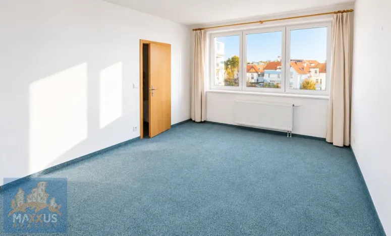 Pronájem bytu 2+kk, Praha - Strašnice, Názovská, 63 m2