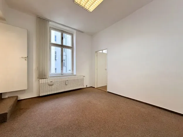 Pronájem kanceláře, Plzeň, Veleslavínova, 112 m2