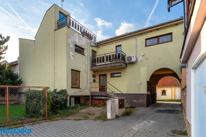 Prodej rodinného domu, Brno - Dolní Heršpice, Jižní náměstí, 340 m2