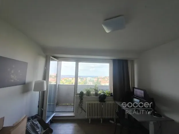 Pronájem bytu 1+kk, Praha - Kobylisy, Kyselova, 25 m2