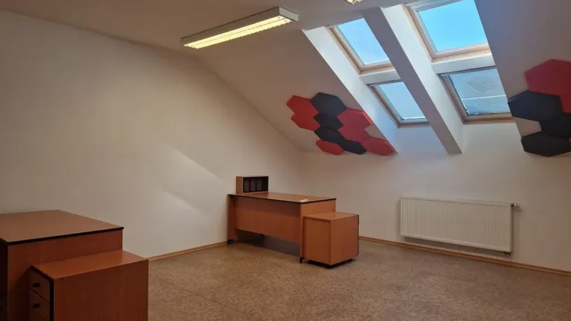 Pronájem kanceláře, Plzeň, Na Roudné, 56 m2