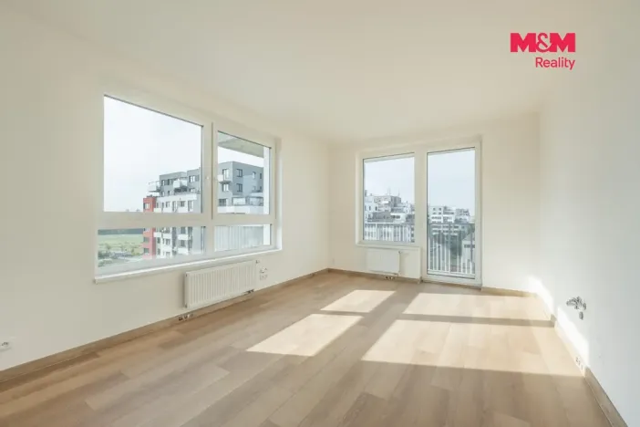 Prodej bytu 1+kk, Praha - Dolní Měcholupy, Honzíkova, 35 m2
