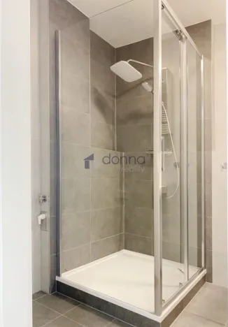 Pronájem bytu 2+kk, Praha, U plynárny, 56 m2