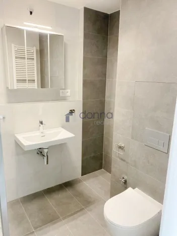 Pronájem bytu 2+kk, Praha, U plynárny, 56 m2