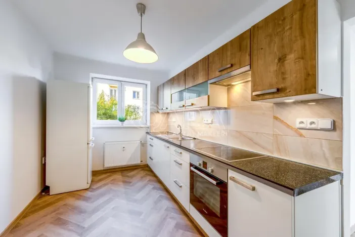 Pronájem bytu 2+1, Strakonice - Strakonice I, Husova, 60 m2