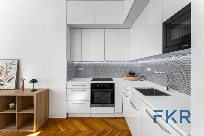 Pronájem bytu 2+kk, Praha - Bubeneč, Šmeralova, 52 m2