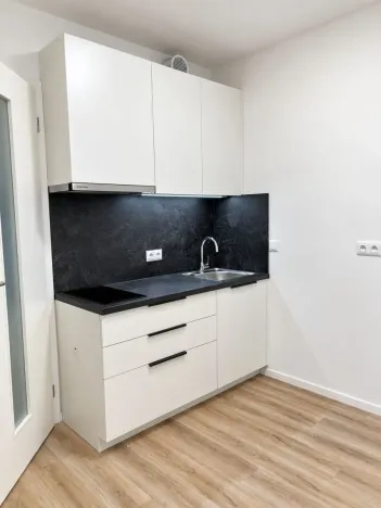 Pronájem bytu 1+kk, Praha - Košíře, Prachnerova, 25 m2