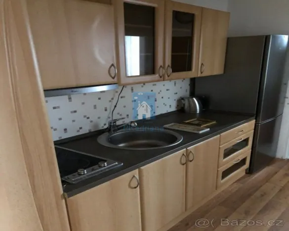 Pronájem bytu 2+kk, Praha, Hostavická, 30 m2