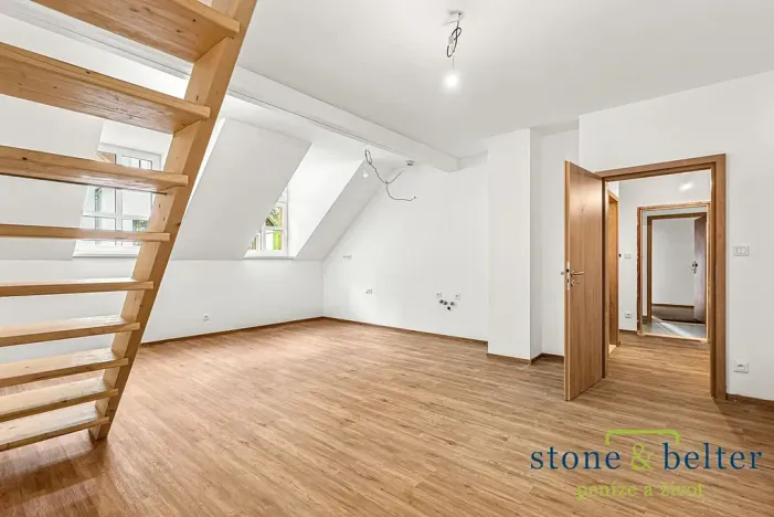 Prodej bytu 3+kk, Vrchlabí, Peklo, 95 m2