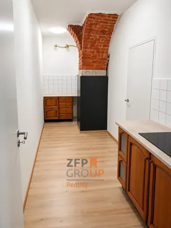 Pronájem kanceláře, Praha - Zbraslav, K Radotínu, 76 m2