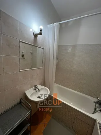 Prodej bytu 1+1, Praha - Strašnice, Pod altánem, 45 m2