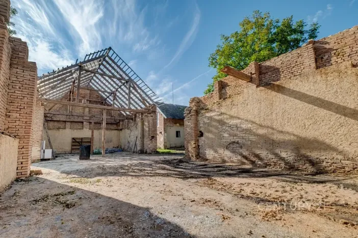 Prodej pozemku pro bydlení, Sány, 1838 m2