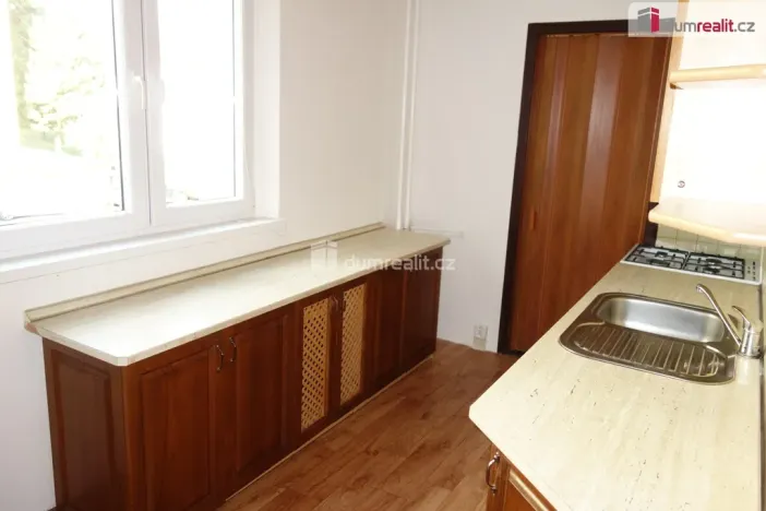 Prodej bytu 3+1, Rousínov, V Sídlišti, 74 m2