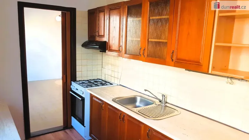 Prodej bytu 3+1, Rousínov, V Sídlišti, 74 m2
